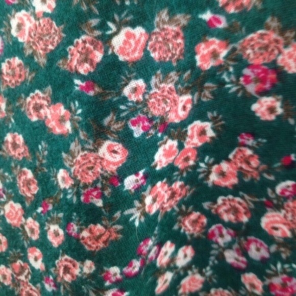NWOT “Electra” floral cageback crop top - Picture 3 of 3